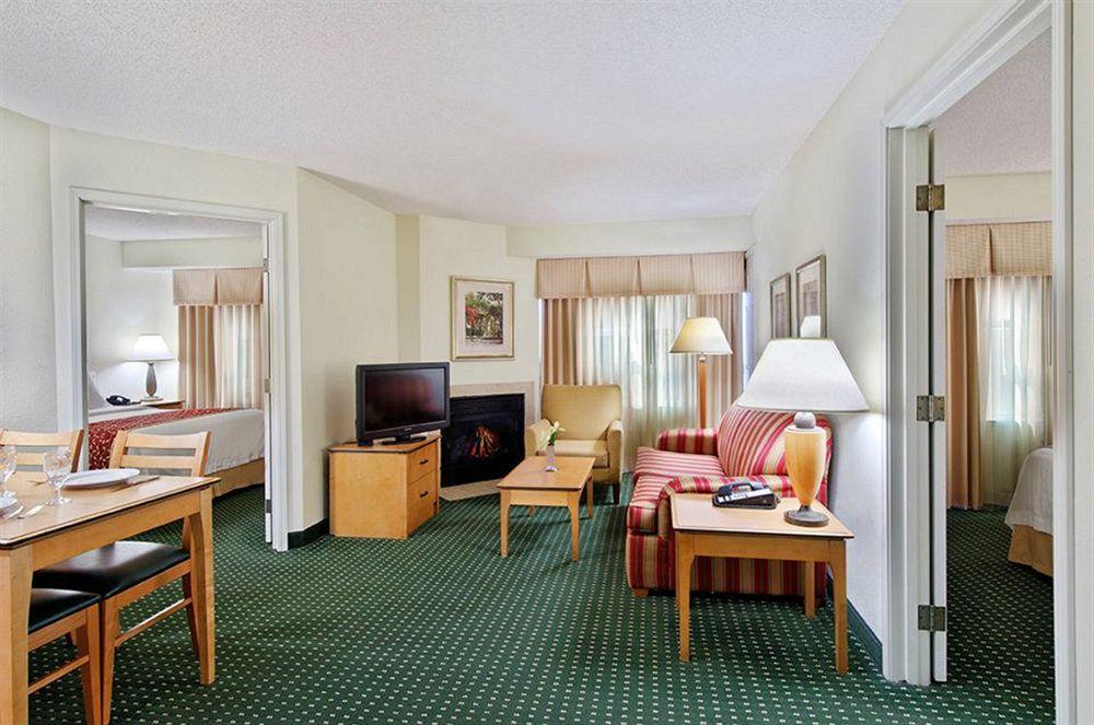 Residence Inn By Marriott Detroit / Novi Habitación foto
